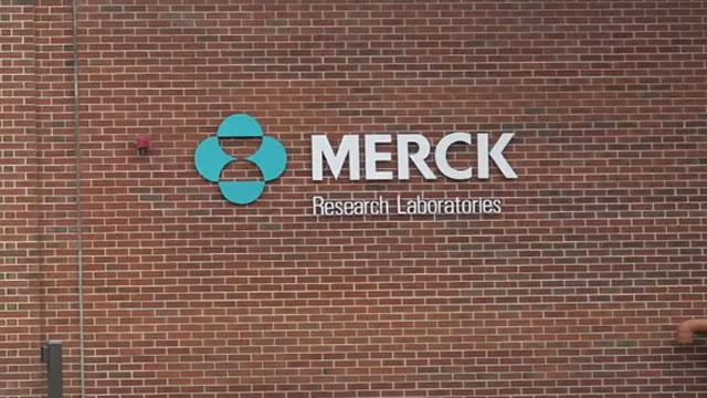 RFK Jr.'s CDC vaccine panel backs Merck RSV shot for infants