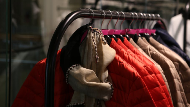 2 Retail Stocks Struggling After Forecast Blunders