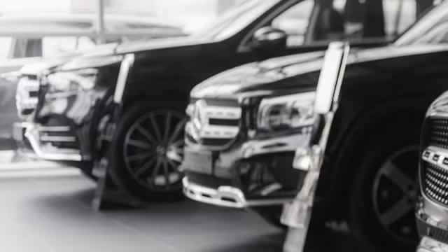 Can investors still see gains in the auto industry?