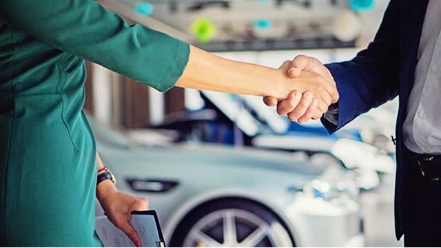 Hertz shares slide on wider-than-expected Q1 loss