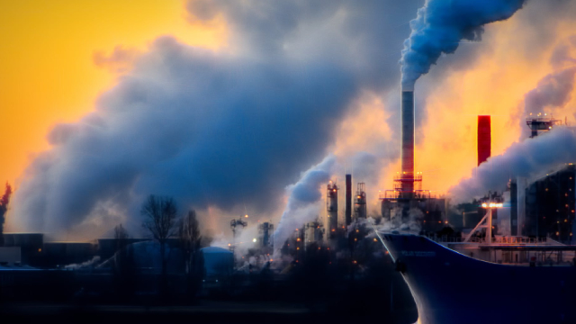 QuantumScape's stock is still on a tear, but buyer beware, analyst says
