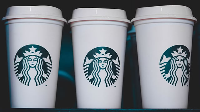 New Dress Code Spurs Walkouts at 75 Starbucks Cafes, Union Says